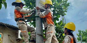 Giám sát an toàn điện có nhiệm vụ gì khi triển khai công việc?