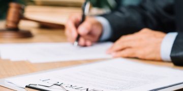 Soạn thảo hợp đồng lao động cần lưu ý những điều gì?