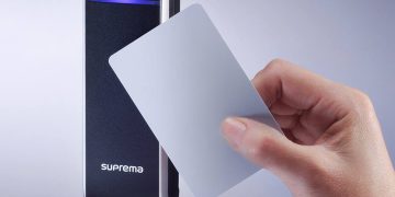 Cách thức sử dụng máy chấm công sử dụng thẻ từ rất đơn giản