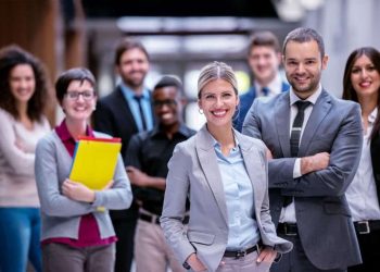 Tích hợp máy chấm công và hệ thống quản lý nhân sự