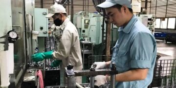 Tạo hồ sơ chi tiết với đầy đủ các kỹ năng và kinh nghiệm