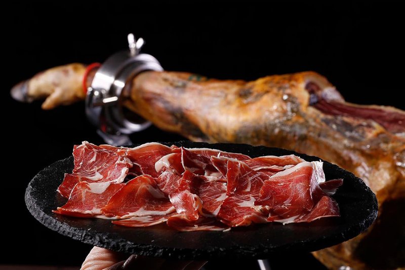 Có nhiều loại đùi heo Iberico phổ biến
